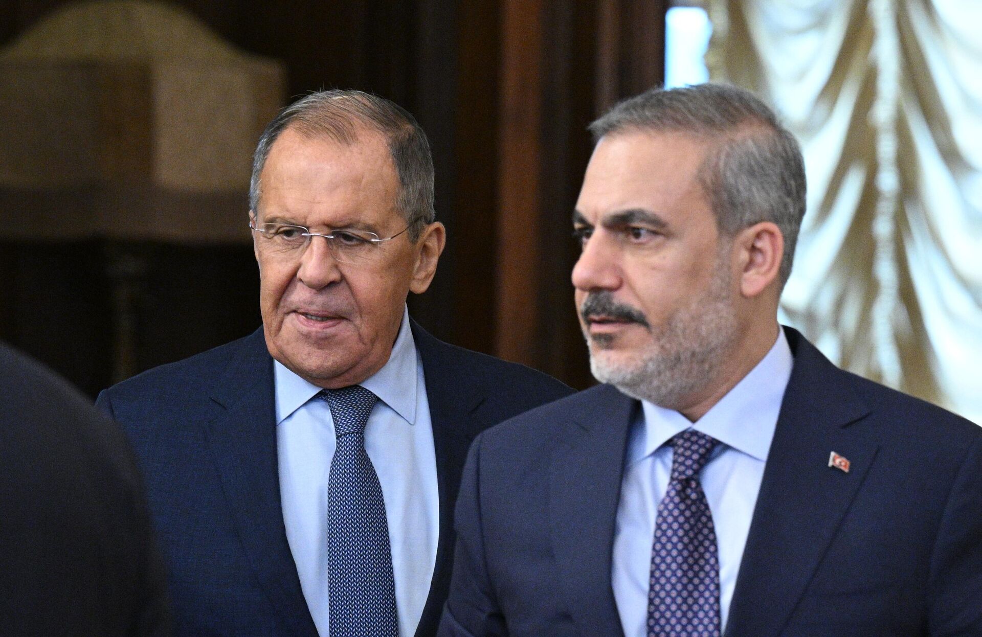 Встреча глав МИД РФ и Турции С. Лаврова и Х. Фидана Встреча глав МИД РФ и Турции С. Лаврова и Х. Фидана - РИА Новости, 1920, 20.06.2025