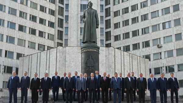 Открытие памятника  Ф.Э. Дзержинскому в штаб-квартире Службы внешней разведки РФ