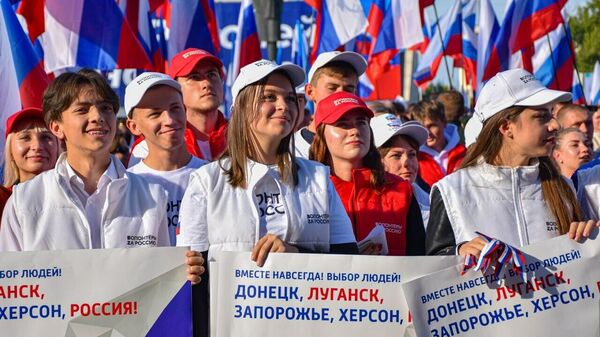 Год вместе: Луганский Арбат и другие приобретения после воссоединения с Россией