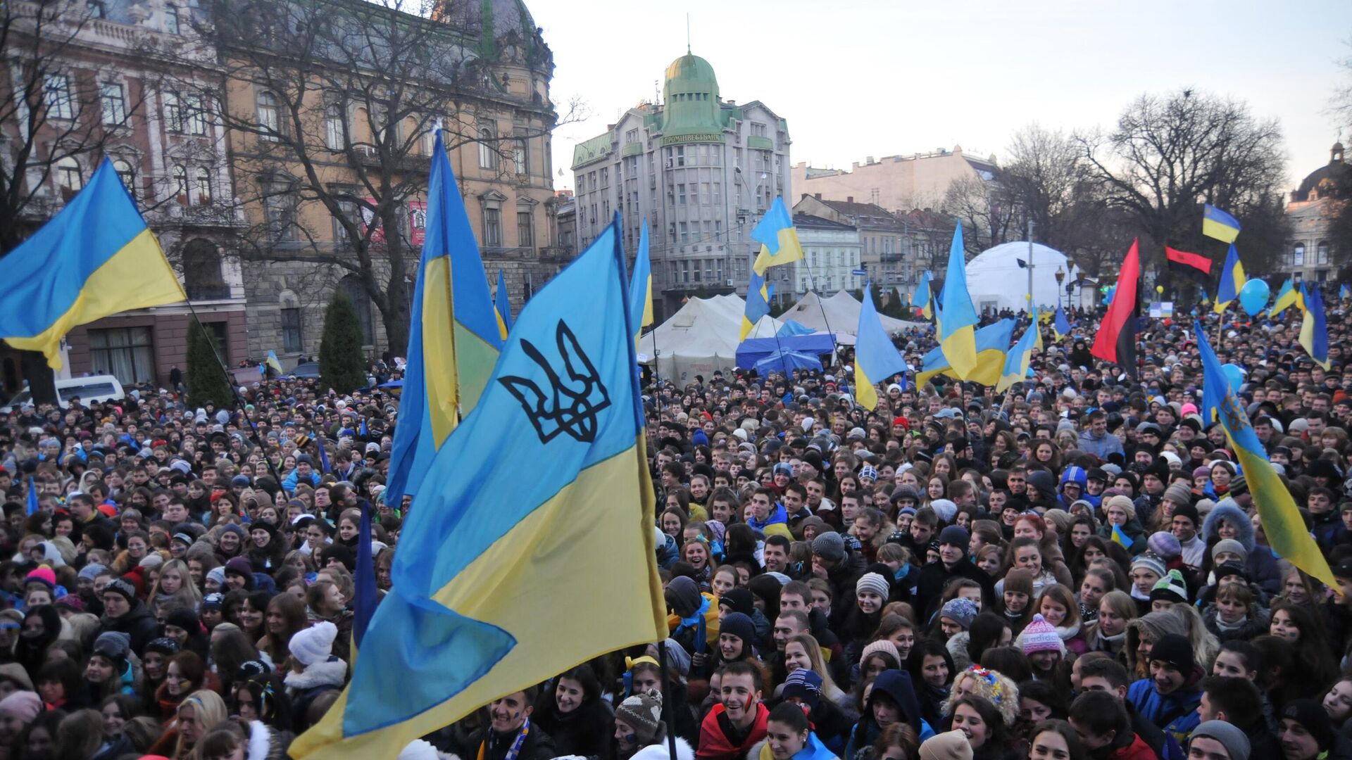 Митинг студентов во Львове за евроинтеграцию Украины - РИА Новости, 1920, 30.11.2023