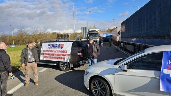 Перевозчики Словакии заблокируют работу КПП на границе с Украиной