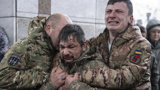 В 2023 году Украина проиграла России сразу две войны. Что дальше