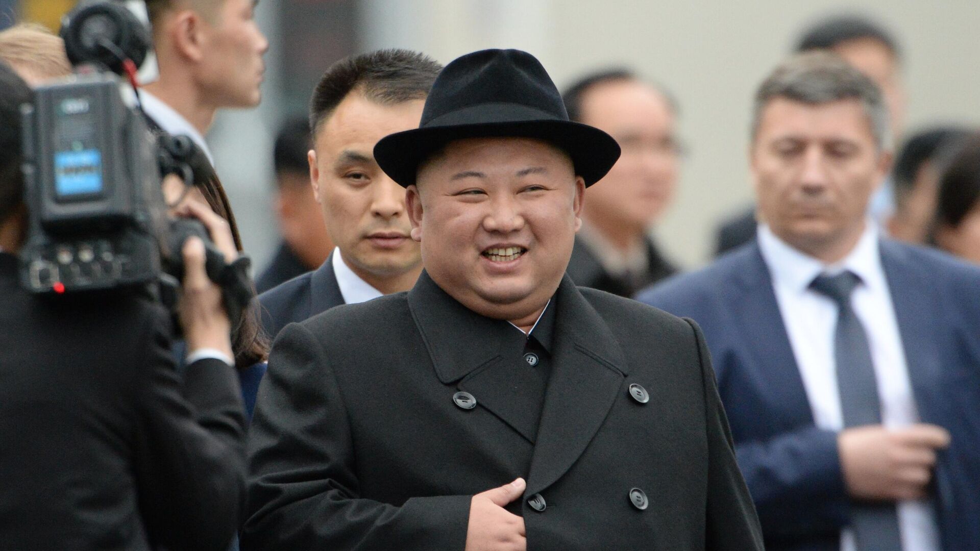 Лидер КНДР Ким Чен Ын прибыл во Владивосток - РИА Новости, 1920, 19.06.2024