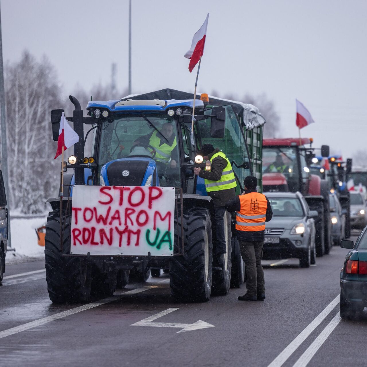 Ненужное зерно. Почему Украина заваливает Польшу дешевой агропродукцией -  14.02.2024 Украина.ру