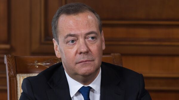 Заместитель председателя Совбеза РФ Д. Медведев дал интервью российским СМИ