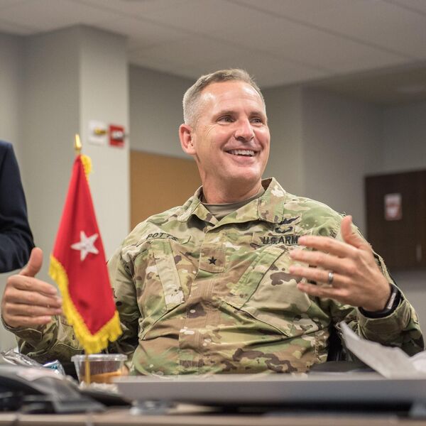 Энтони Поттс