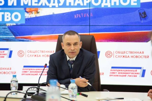 Максим Бардин