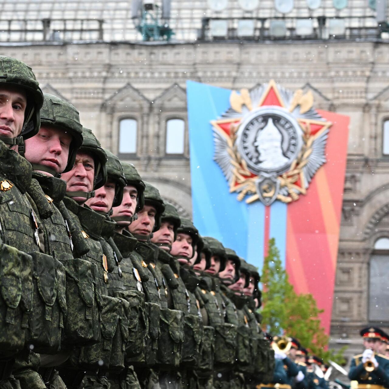 День Победы, провокации в Германии, атака на НПЗ в Башкирии. Итоги 9 мая на  Украине - 09.05.2024 Украина.ру