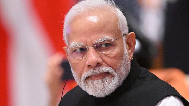 Премьер Индии перед визитом в Киев потренировался на Польше