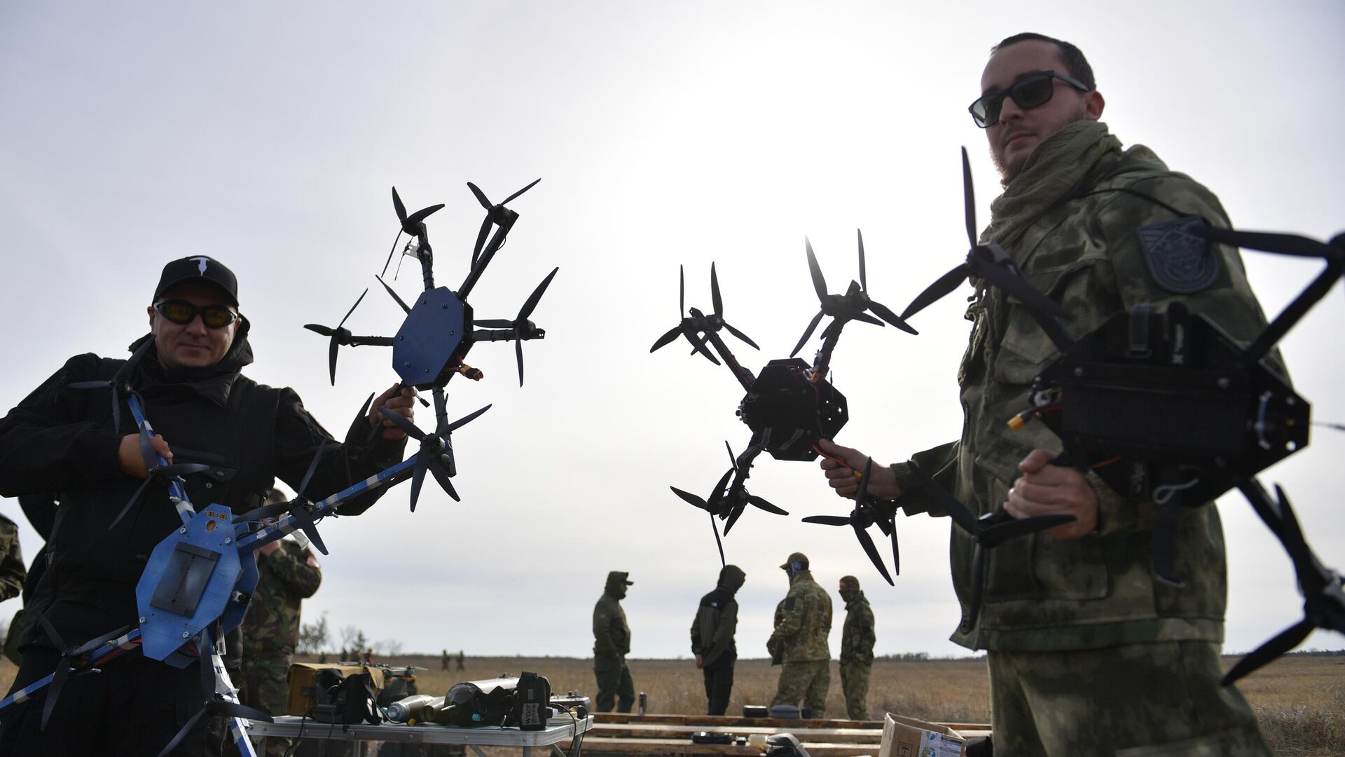 Школа обучения операторов БПЛА, производство FPV-дронов и самолетов типа камикадзе на базе добровольческого батальона имени П. Судоплатова - РИА Новости, 1920, 10.07.2024