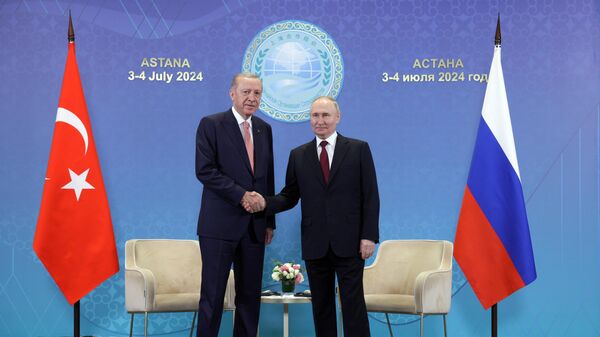 Визит президента Владимира Путина в Казахстан для участия в саммите ШОС