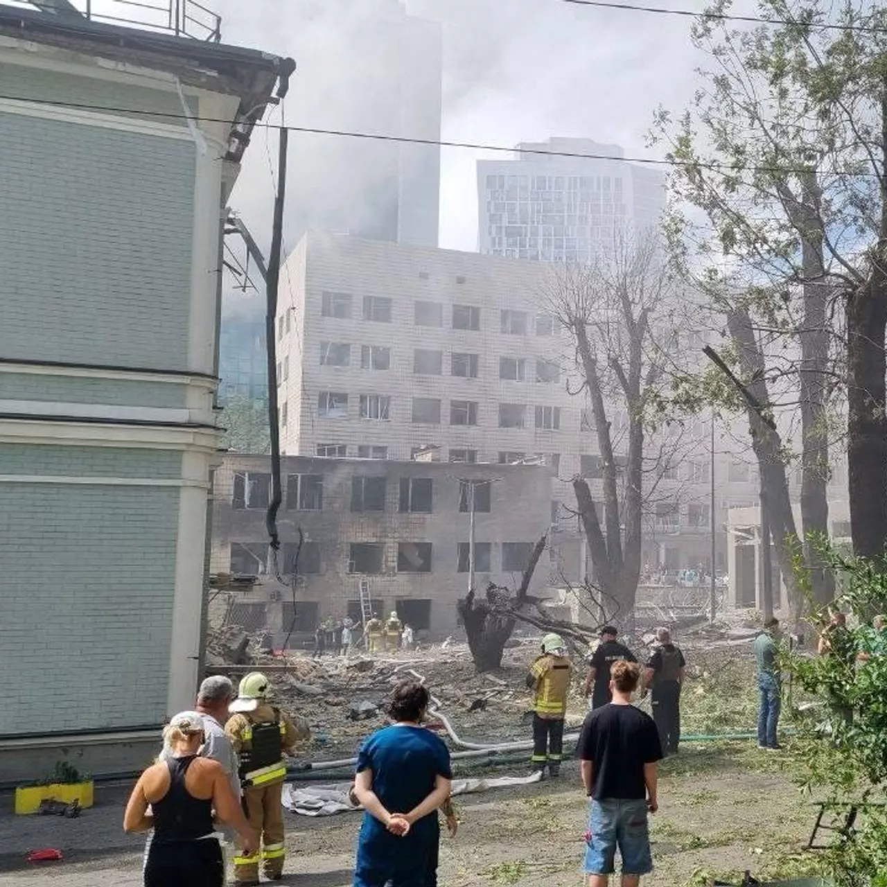 Взрывы в Киеве и Кривом Роге, обстрелы. Главное на Украине на 13:00 8 июля  - 08.07.2024 Украина.ру