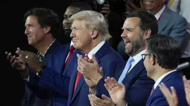 © AP / J. Scott Applewhite Трамп нанес ответный удар Вэнсом. Почему его теперь нет смысла убивать