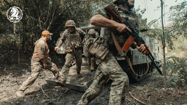 © Facebook* (*деятельность Meta по реализации Facebook запрещена в России как экстремистская) / Сухопутные войска ВСУ / Учения ВСУ Воевать вечно: зачем на Украине готовят такой сценарий