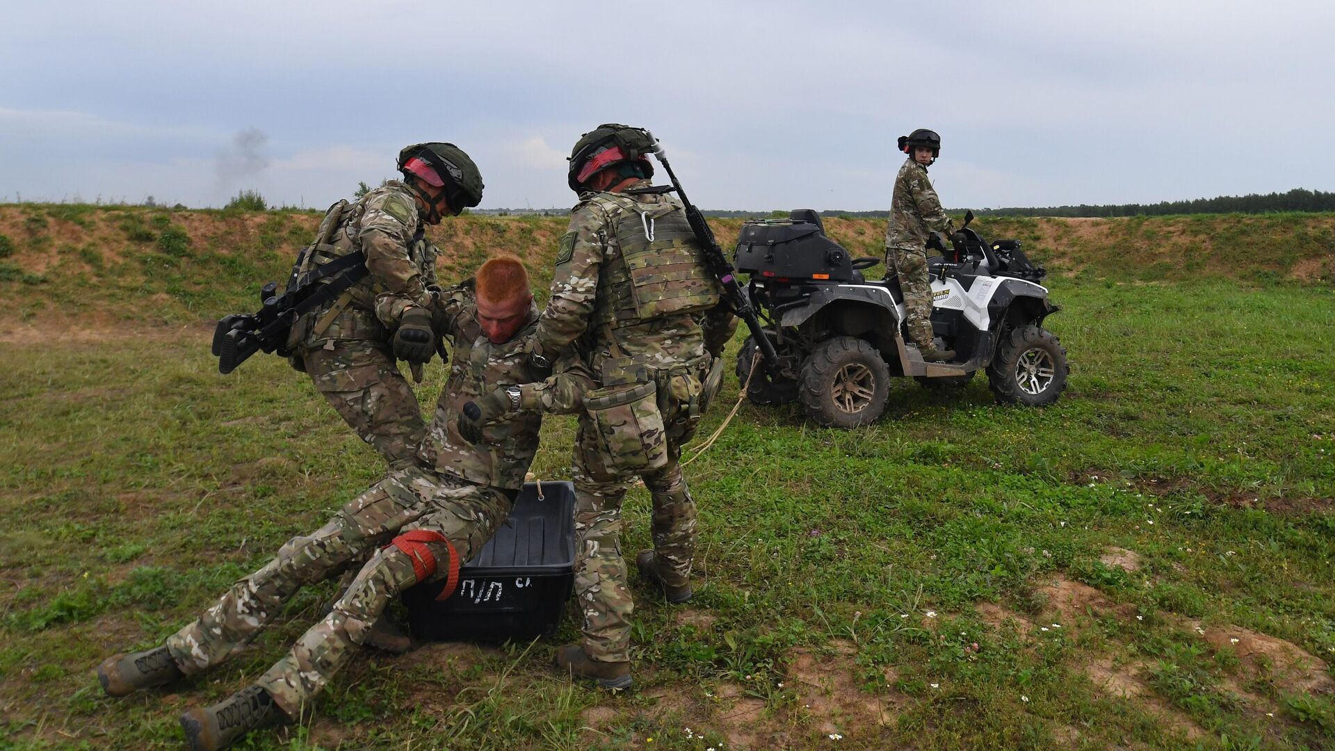 Внедрение передового опыта СВО в программу обучения военных училищ - РИА Новости, 1920, 15.03.2026