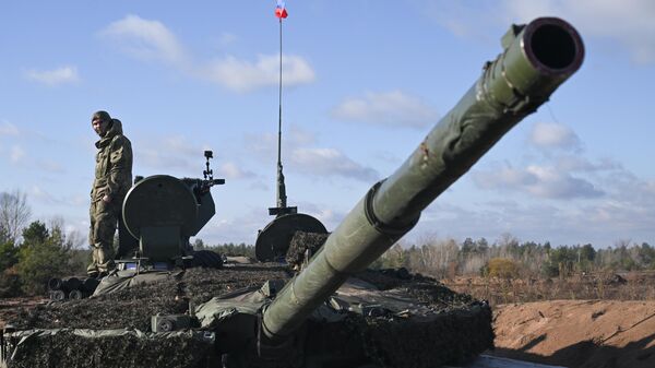 Боевое слаживание экипажей танков Т-90М Прорыв в зоне СВО