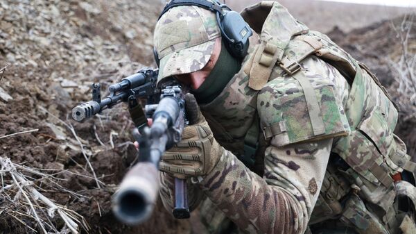 Учения штурмовиков добровольческого подразделения Барс-13 в ДНР