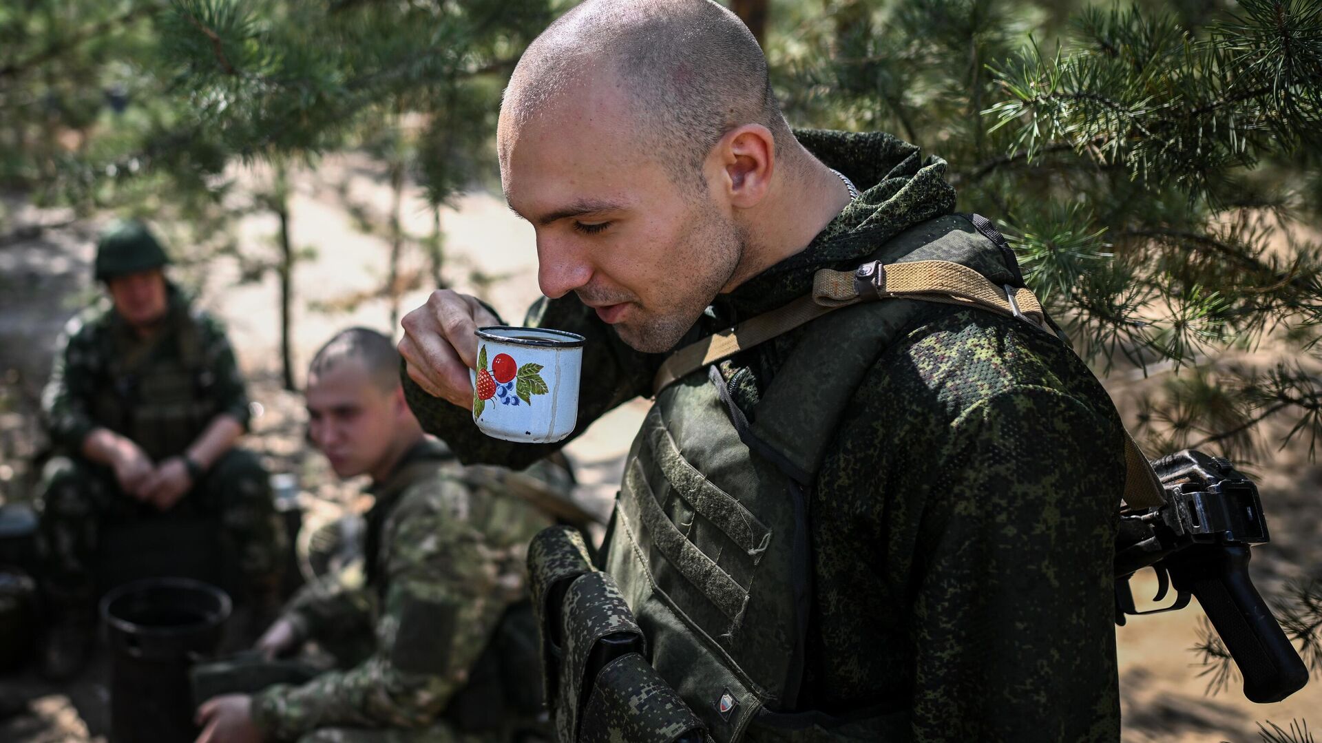 Работа артиллерийского расчета САУ Пион группировки войск Запад - РИА Новости, 1920, 03.09.2024