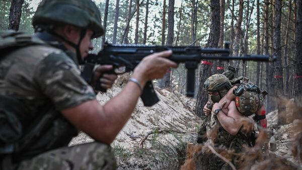 Занятия по тактической медицине военнослужащих ВДВ в зоне спецоперации