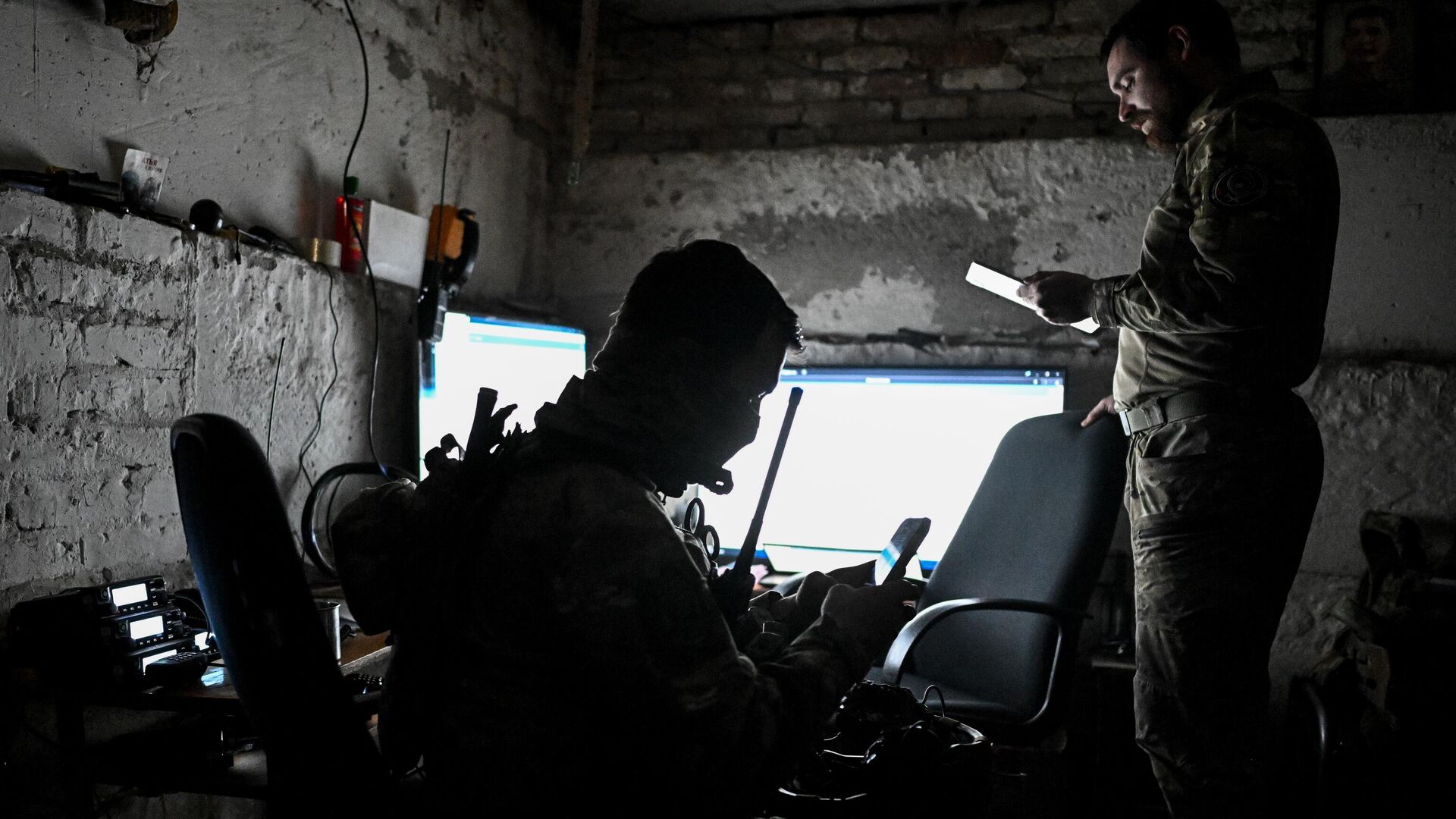 Выход снайперской группы Аида спецназа Ахмат на задание - РИА Новости, 1920, 14.09.2024