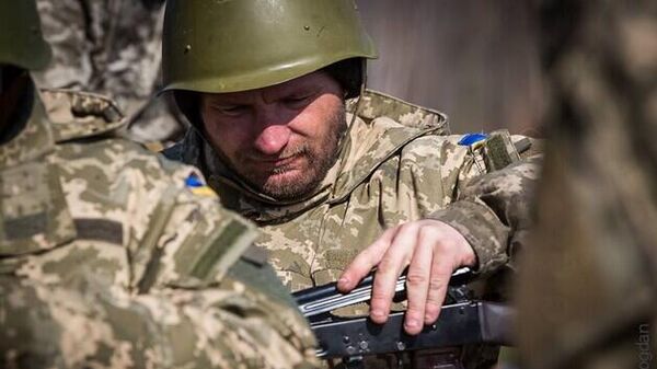 украинский военнослужащий 
