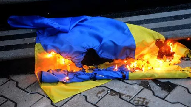 Украинский уроборос. Пока ВС РФ крушат оборону ВСУ, киевский режим пожирает сам себя. Итоги 13 ноября