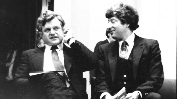 Фото: Эдуард Лозанский и сенатор Эдвард Кеннеди. 1981 г.