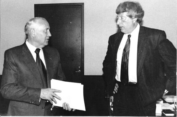 Фото: Эдуард Лозанский и Михаил Горбачев. 1991 г. 