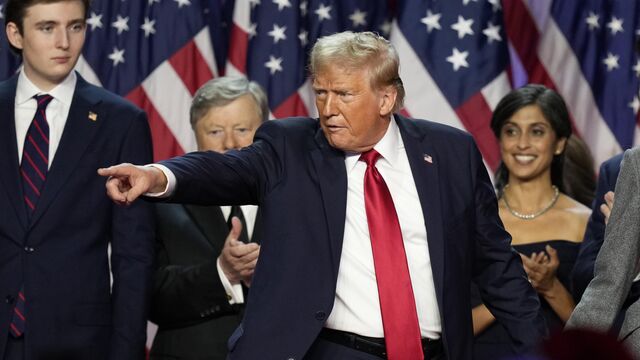 Трамп вернулся и всё изменил, России это пошло на пользу. Чем запомнился 2025 год на международной арене