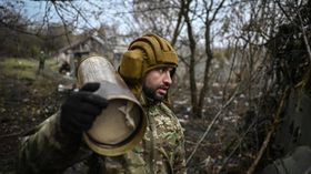 Работа артиллерийского расчета САУ 2С3 Акация группы Пресса спецназа Ахмат Работа артиллерийского расчета САУ 2С3 Акация группы Пресса спецназа Ахмат