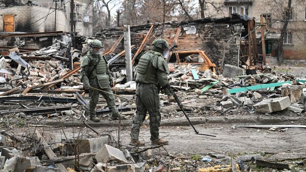 Разминирование Селидово в ДНР 91-м инженерно-саперным полком группировки войск Центр