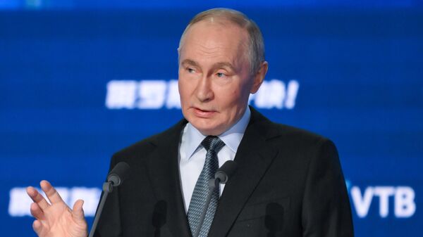 Президент Владимир Путин принял участие в инвестиционном форуме ВТБ Россия зовет!