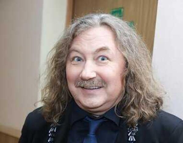 Игорь Николавев