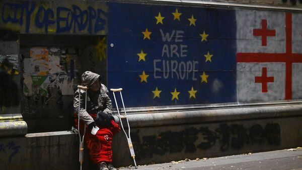 Протесты оппозиции в Тбилиси в связи с выборами президента 