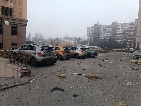 Фото: удар ВСУ по супермаркету в Донецке (10.01.25)  