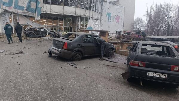 Фото: удар ВСУ по супермаркету в Донецке (10.01.25)  