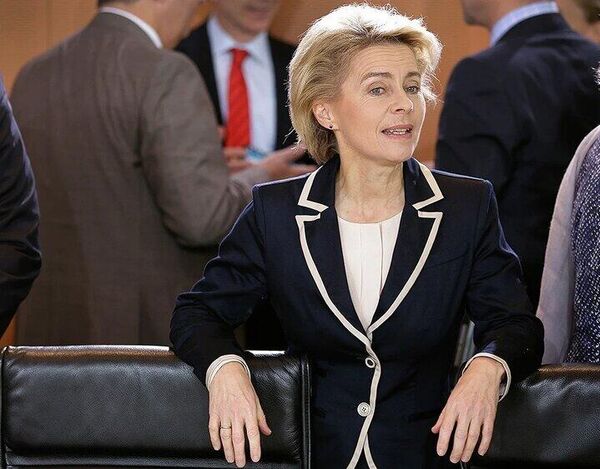 Фото: Урсула фон дер Ляйен 
