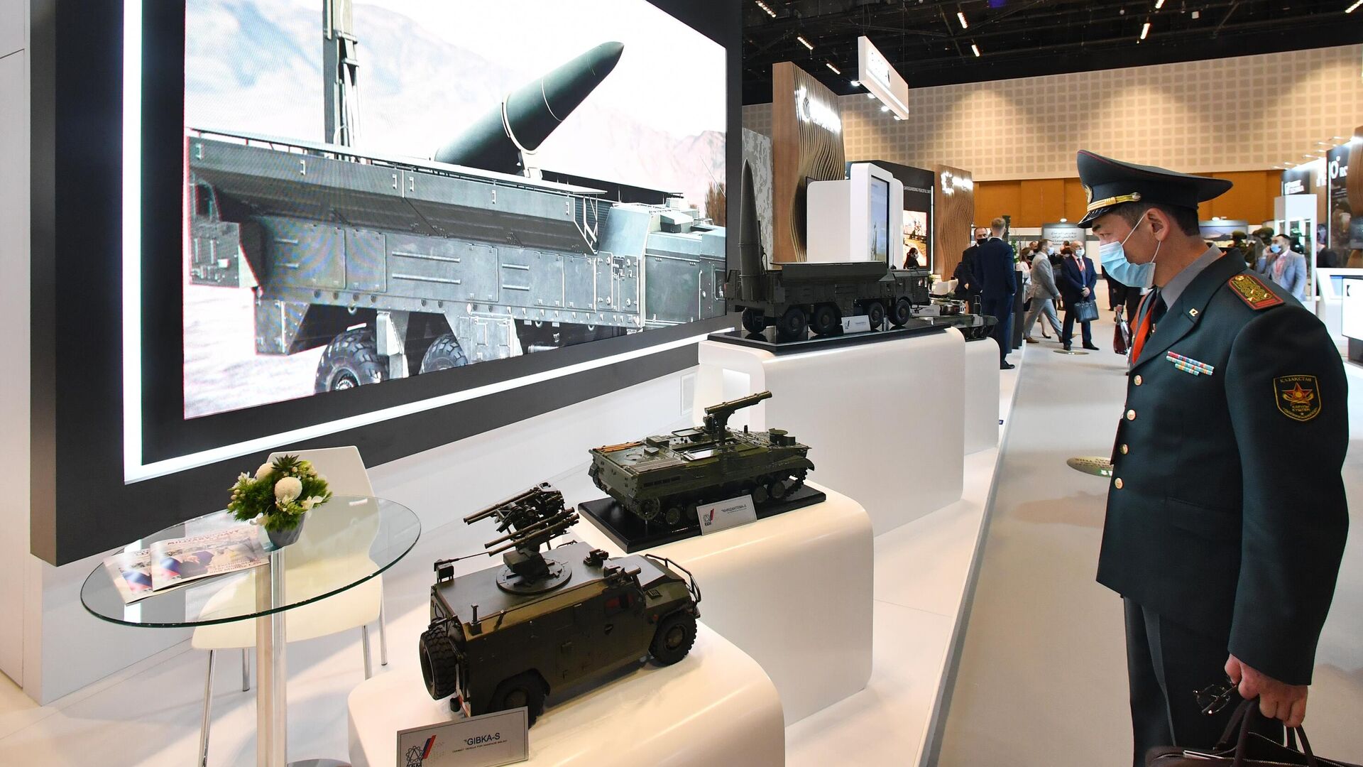 Выставка оборонной промышленности IDEX-2021 в Абу-Даби - РИА Новости, 1920, 12.02.2025