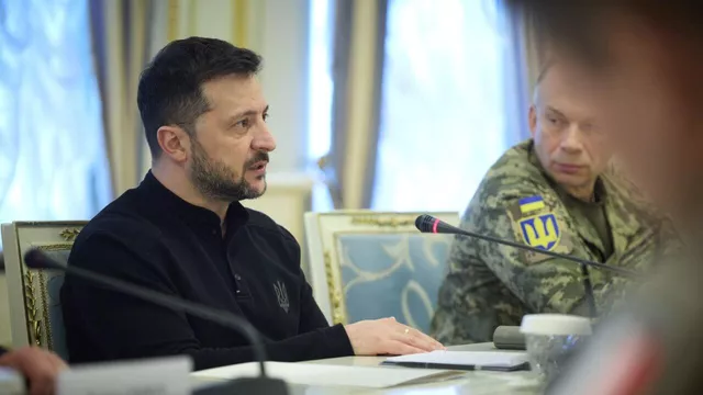 © Фото : Zelenskiy / Official / Telegram / Владимир Зеленский и Александр Сырский Переговоры в Стамбуле, Зеленский и