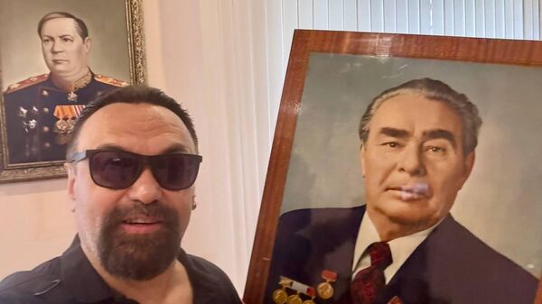 Портреты советских вождей. Донецкая клиническая больница им. М.Калинина. Портреты советских вождей. Донецкая клиническая больница им. М.Калинина.