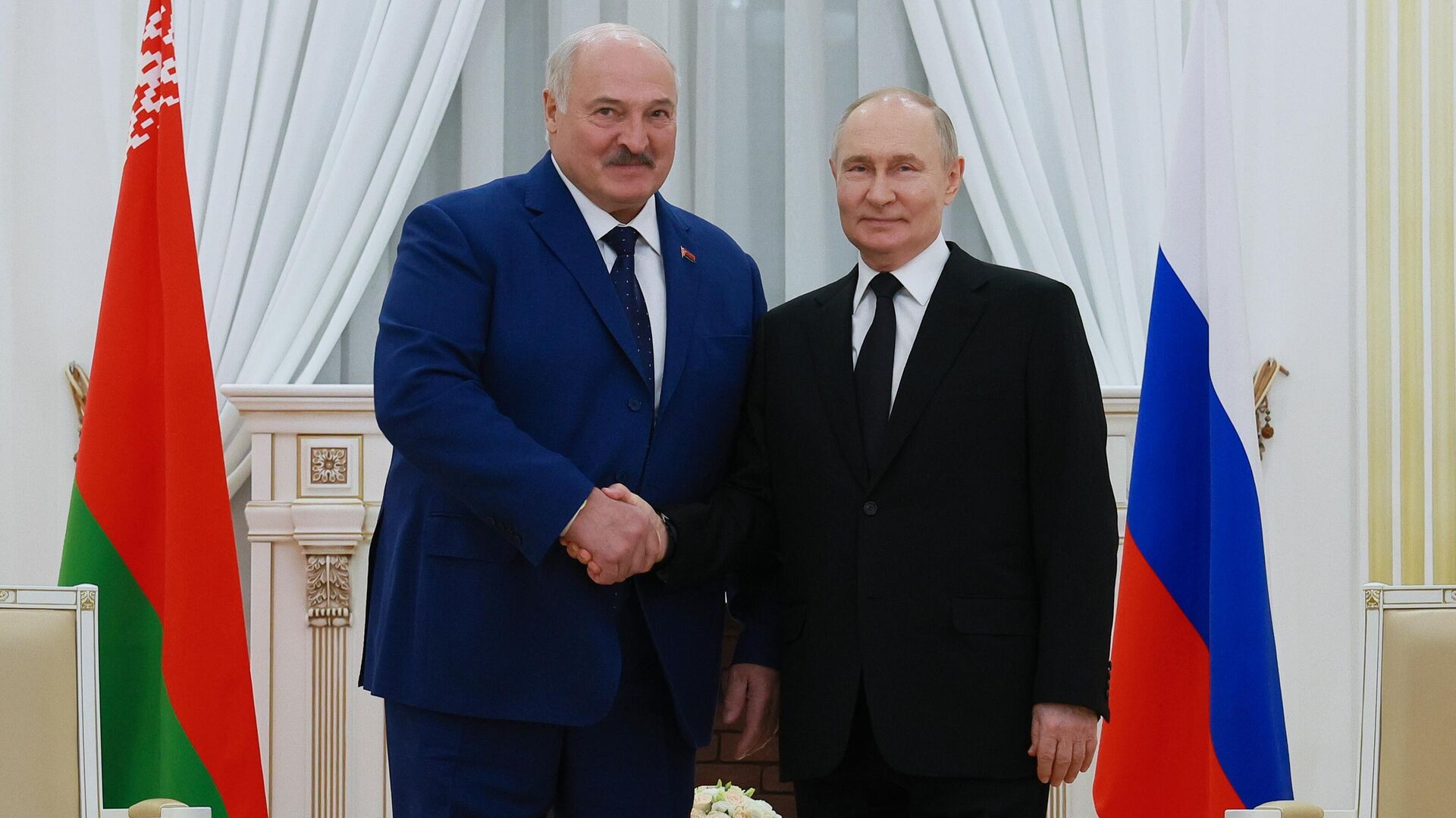 Президент Владимир Путин провел встречу с президентом Белоруссии Александром Лукашенко - РИА Новости, 1920, 01.08.2025