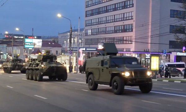 Тигр-М с РЛС на репетиции парада Победы в Туле, 2025 год