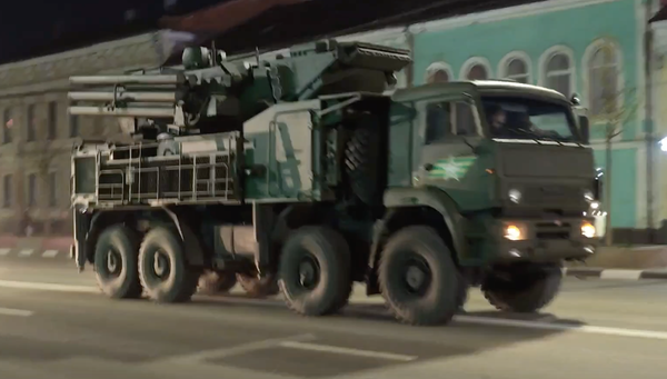 Обновленный Панцирь-С1 на репетиции парада Победы в Туле, 2025 год