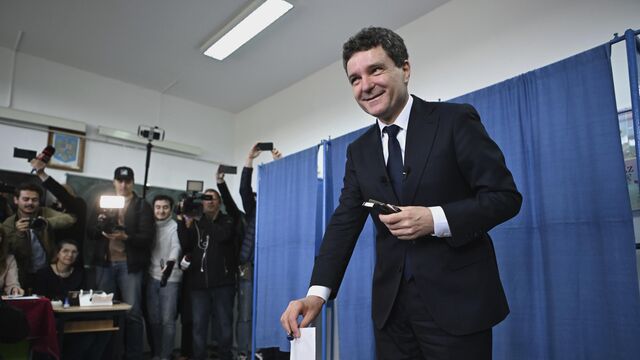 © AP / Alex Nicodim Французский грантоед. Как Евросоюз избрал Румынии нового президента