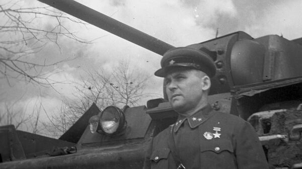 Ефим Григорьевич Пушкин, генерал-майор танковых войск, герой обороны и освобождения Днепропетровска