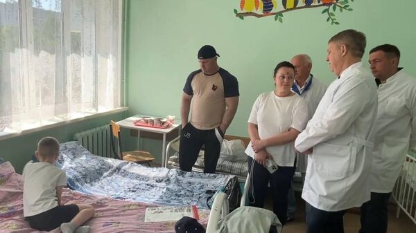губернатор Брянской области А.Богомаз навещает пострадавших 01.06.2025