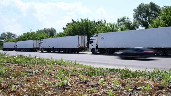 Рефрижераторы с телами военнослужащих ВСУ