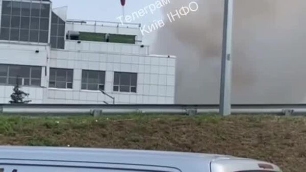 В Киеве до сих пор тушат пожары после ночных ударов