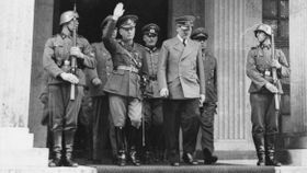 Ион Антонеску и Адольф Гитлер. Мюнхен, 10 июня 1941 года Ион Антонеску и Адольф Гитлер. Мюнхен, 10 июня 1941 года