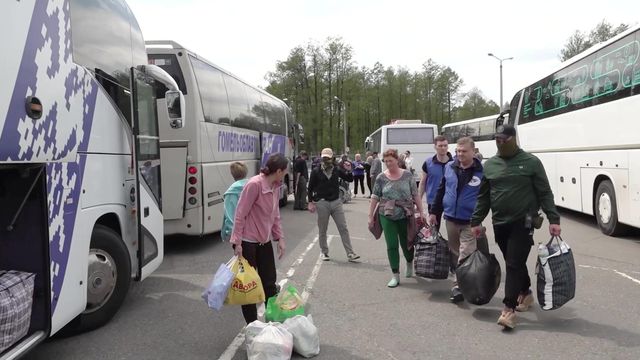 © Фото : Пресс-служба Минобороны РФ / Обмен пленными между Россией и Украиной в рамках договоренностей в Стамбуле Били, угрожали током, заставляли петь гимн. История человека, которого вырвали из украинской тюрьмы